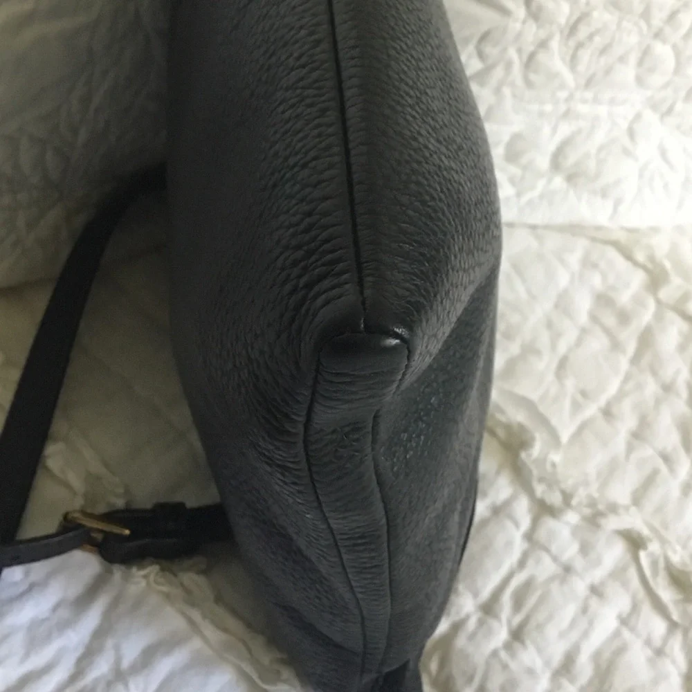 Fossil Black Leather Multi Pocket Crossbody Bag - Picture 10 of 12